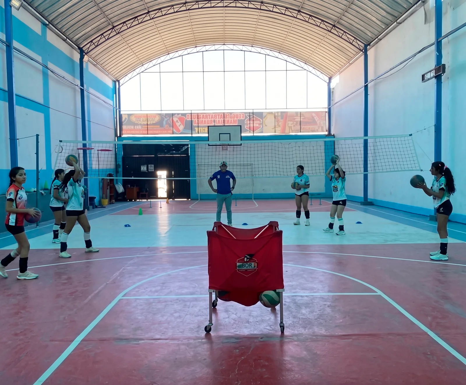 IXOYE VolleyBall Academy